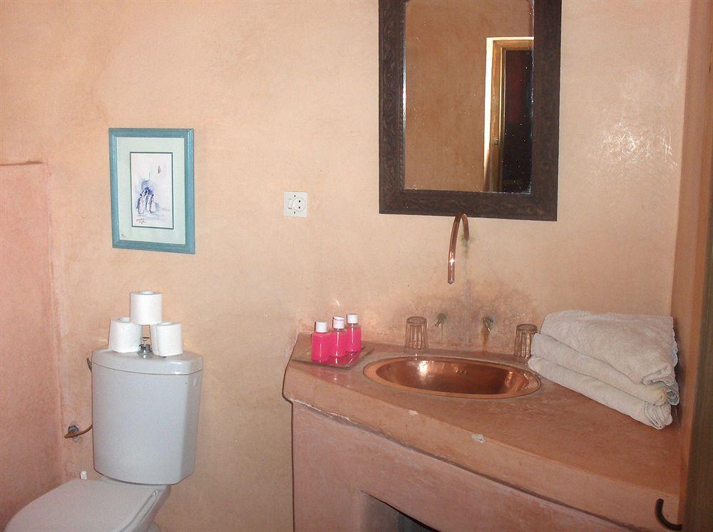 Bed and Breakfast Kasbah du Peintre à Ait Benhaddou Extérieur photo