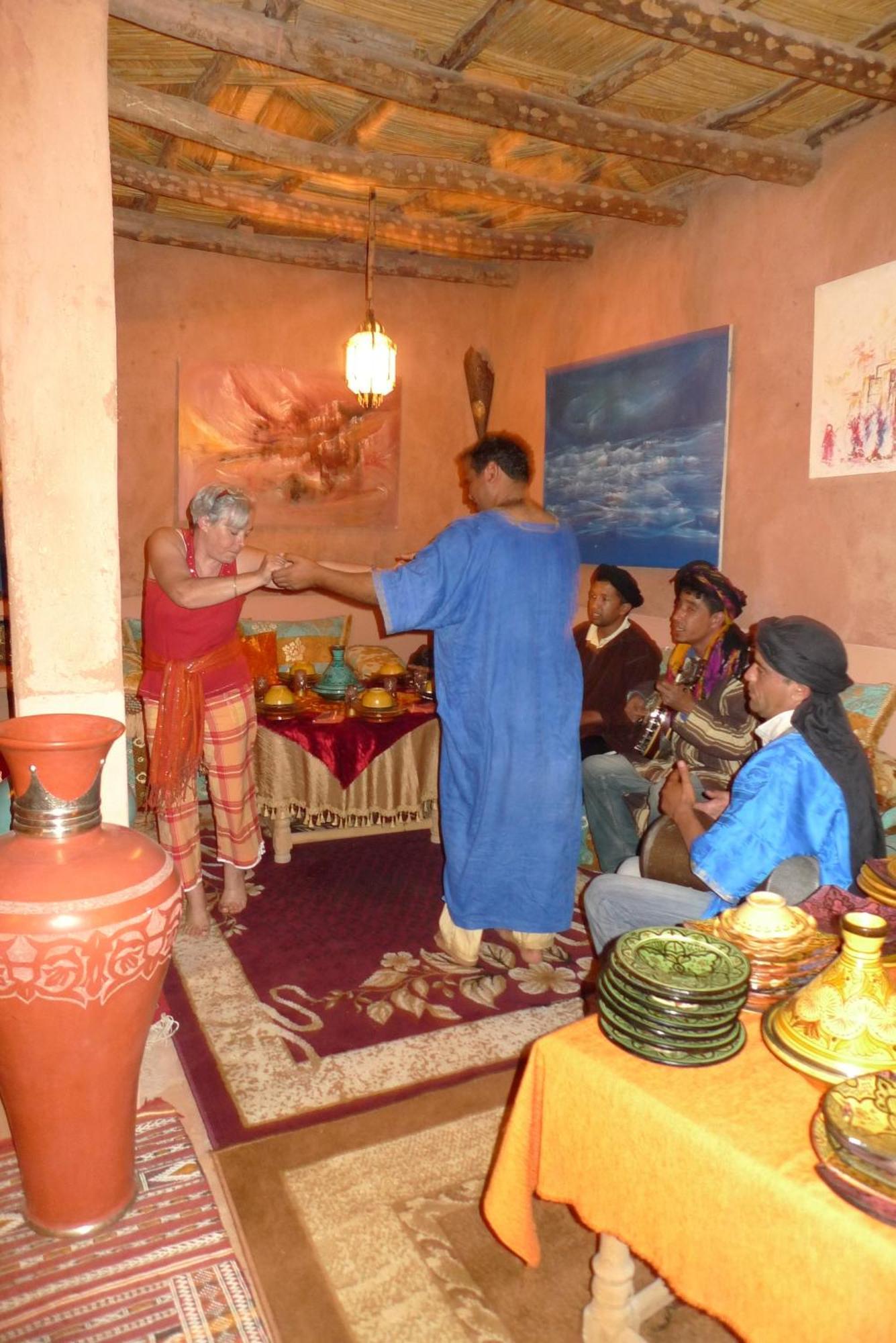 Bed and Breakfast Kasbah du Peintre à Ait Benhaddou Extérieur photo