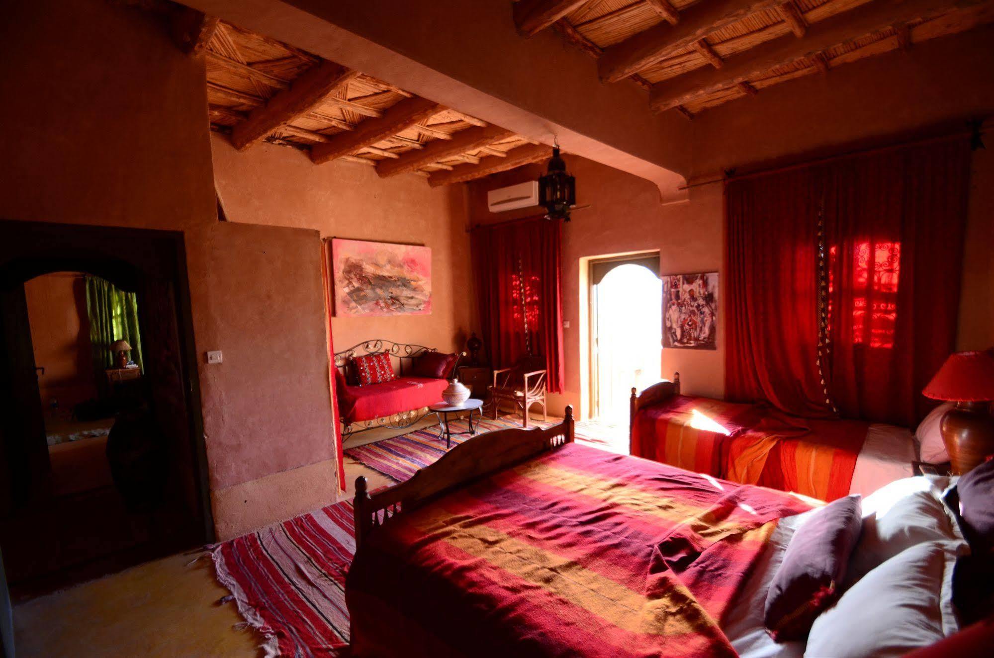 Bed and Breakfast Kasbah du Peintre à Ait Benhaddou Extérieur photo