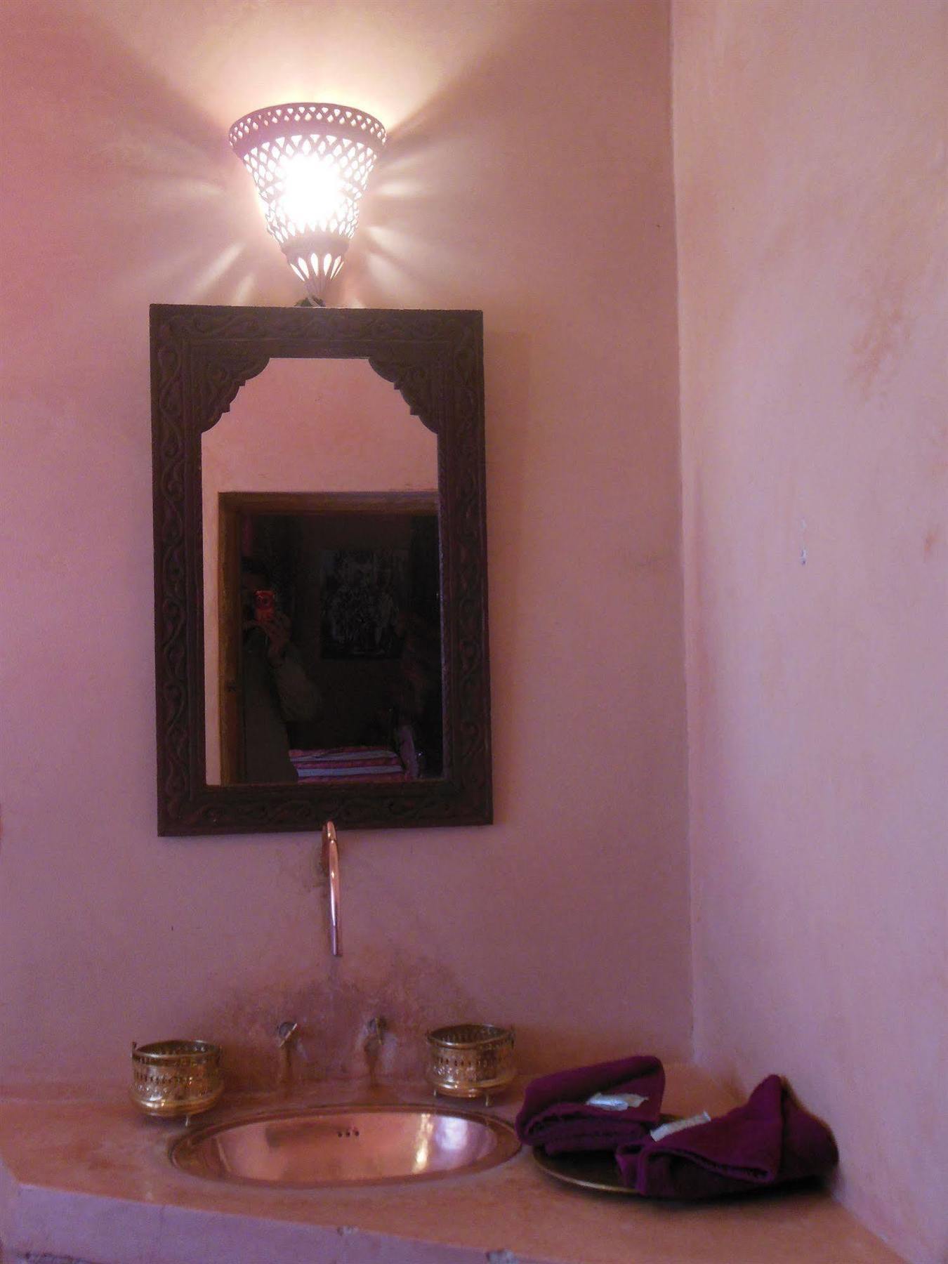Bed and Breakfast Kasbah du Peintre à Ait Benhaddou Extérieur photo