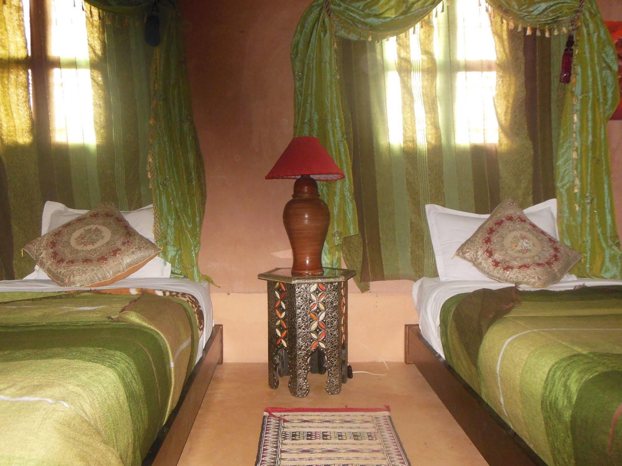 Bed and Breakfast Kasbah du Peintre à Ait Benhaddou Extérieur photo
