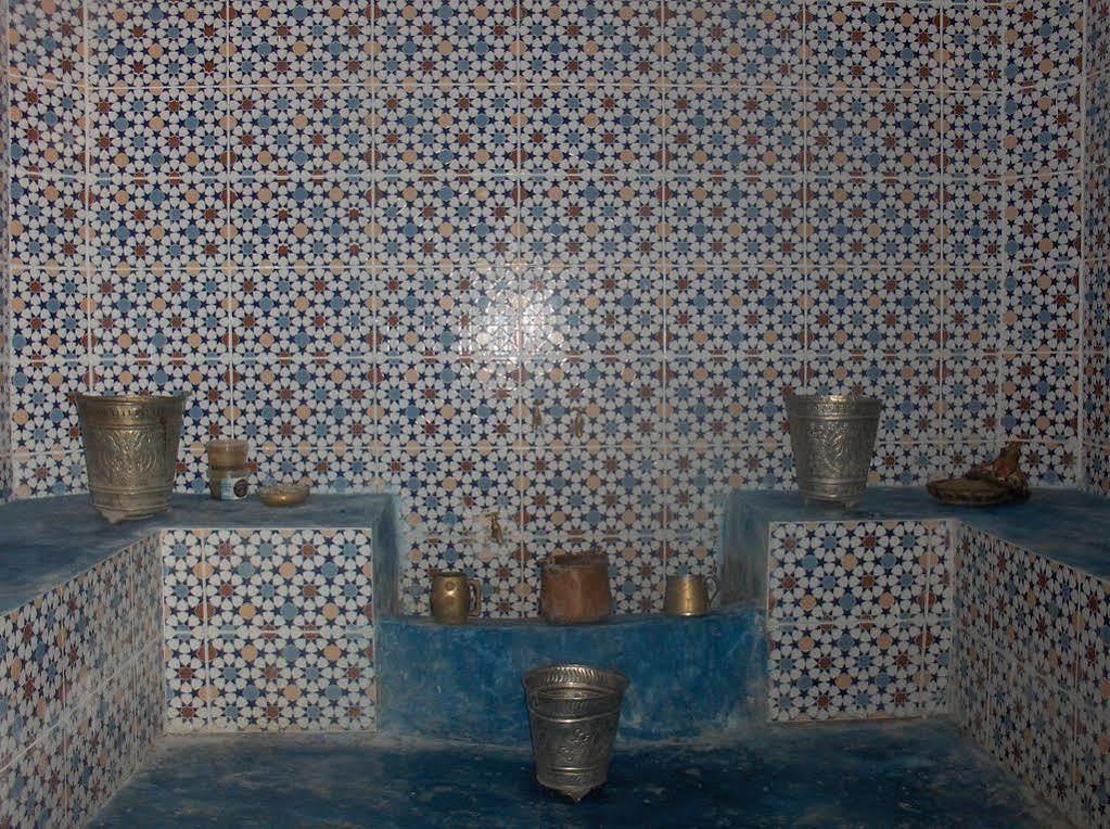 Bed and Breakfast Kasbah du Peintre à Ait Benhaddou Extérieur photo